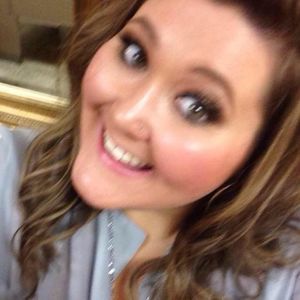 Meet your Posher, Alisha